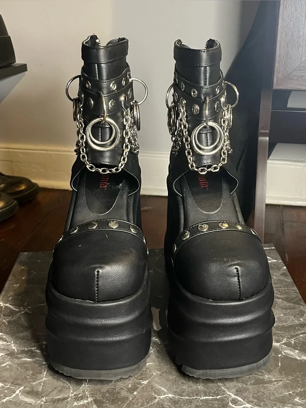 Demonia wave22 bvl